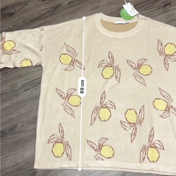 NWT Ricki’s Ladies XXL Lemon Print Crewneck Sweater - Picture 11 of 16